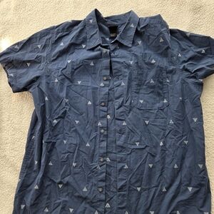 The North Face Navy Triangle Pattern Men's Shirt XL